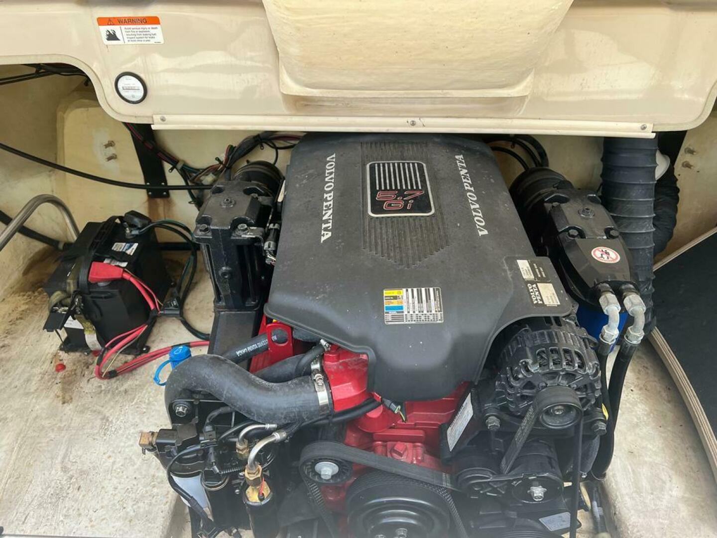 2005 Glastron GX235 - Image 9