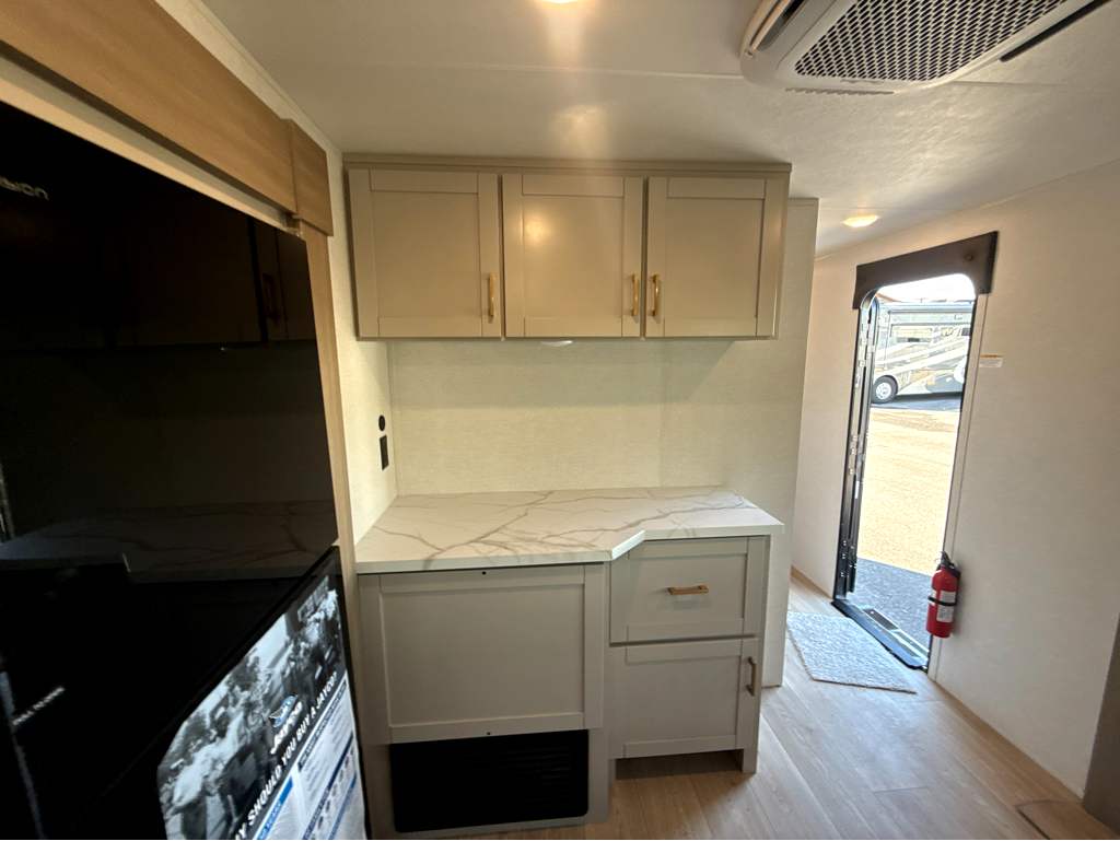 2027 JAYCO JAY FLIGHT 290RLS - Image 18