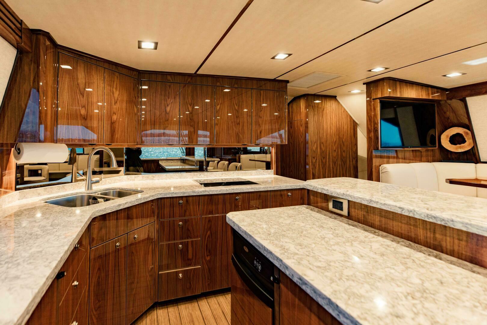 2020 Viking 72 Enclosed Bridge - Image 11