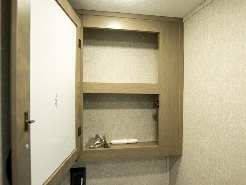 2023 Coachmen Chaparral Lite 25RE - Image 15