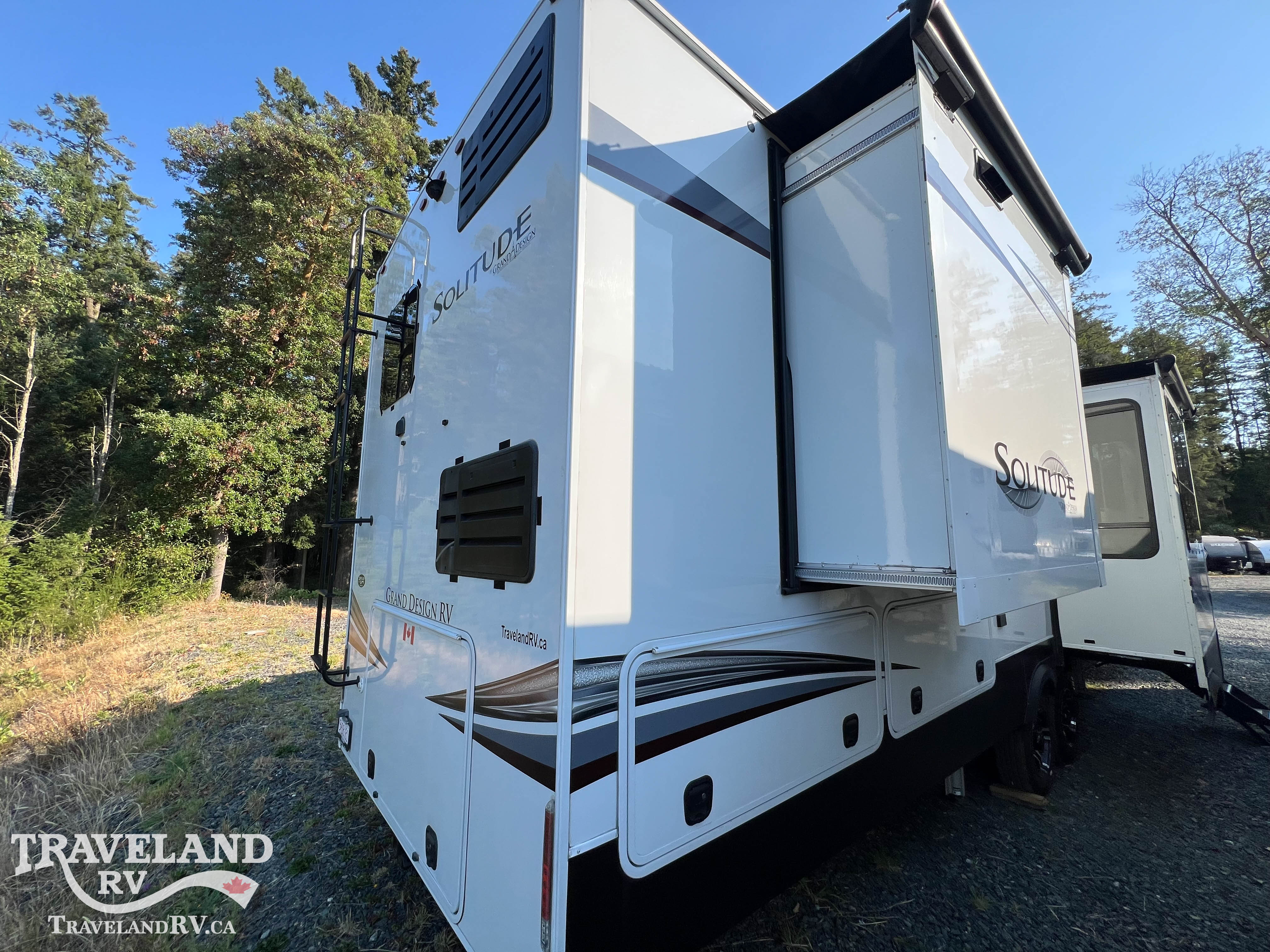 2022 Grand Design Solitude 390RK - Image 7
