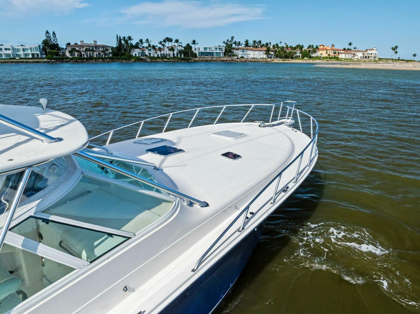 2006 Cabo 45 Express - Image 11