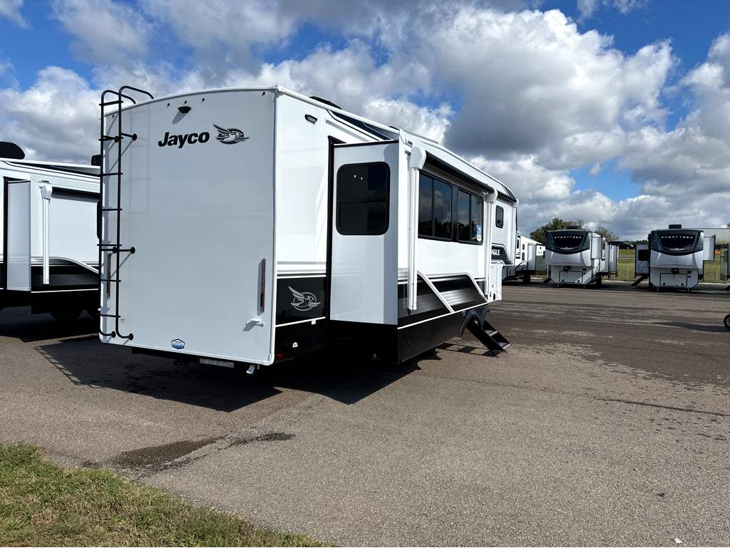 2026 JAYCO EAGLE 335LSTS - Image 4