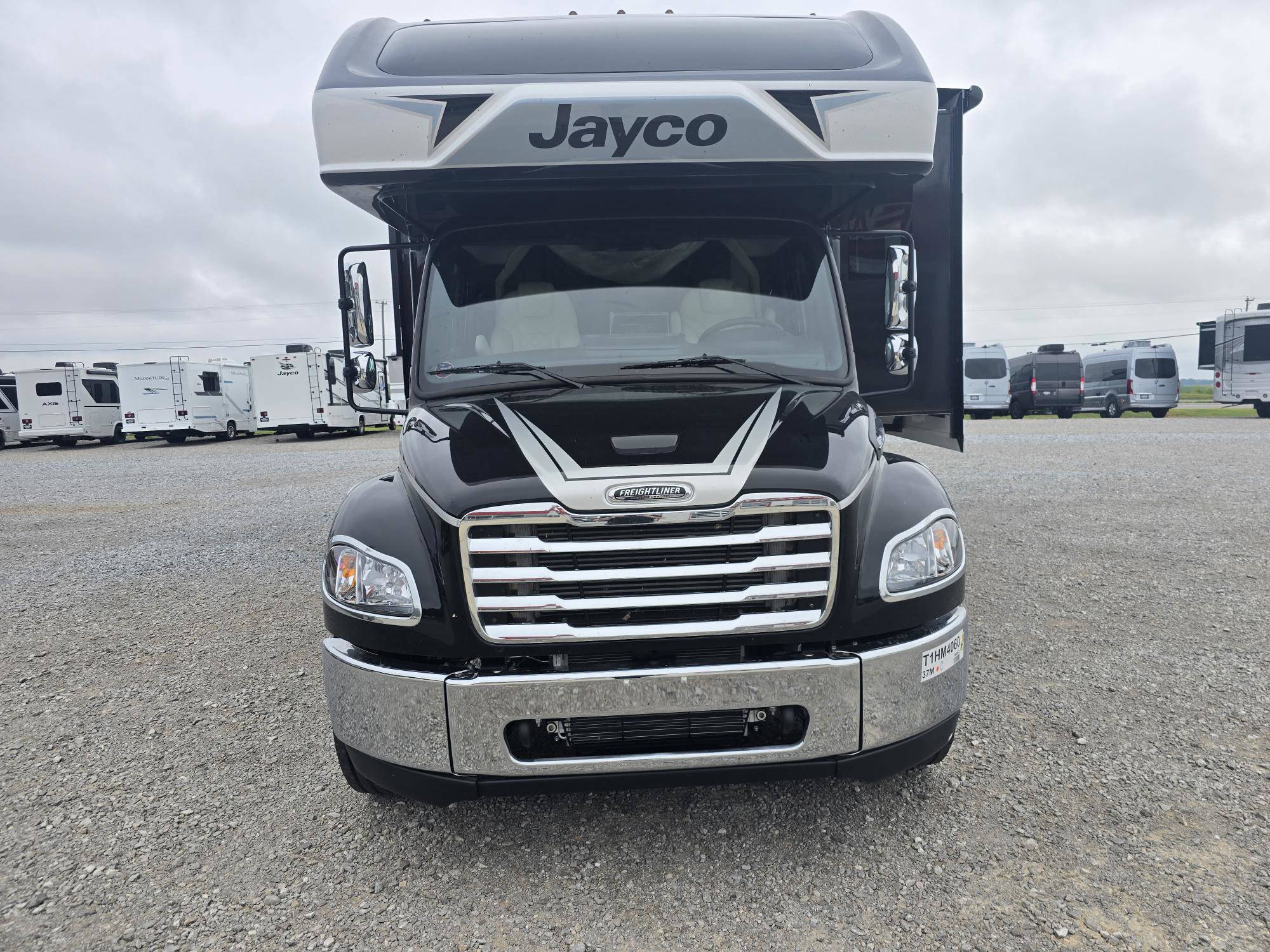 2026 JAYCO SENECA 37M - Image 2