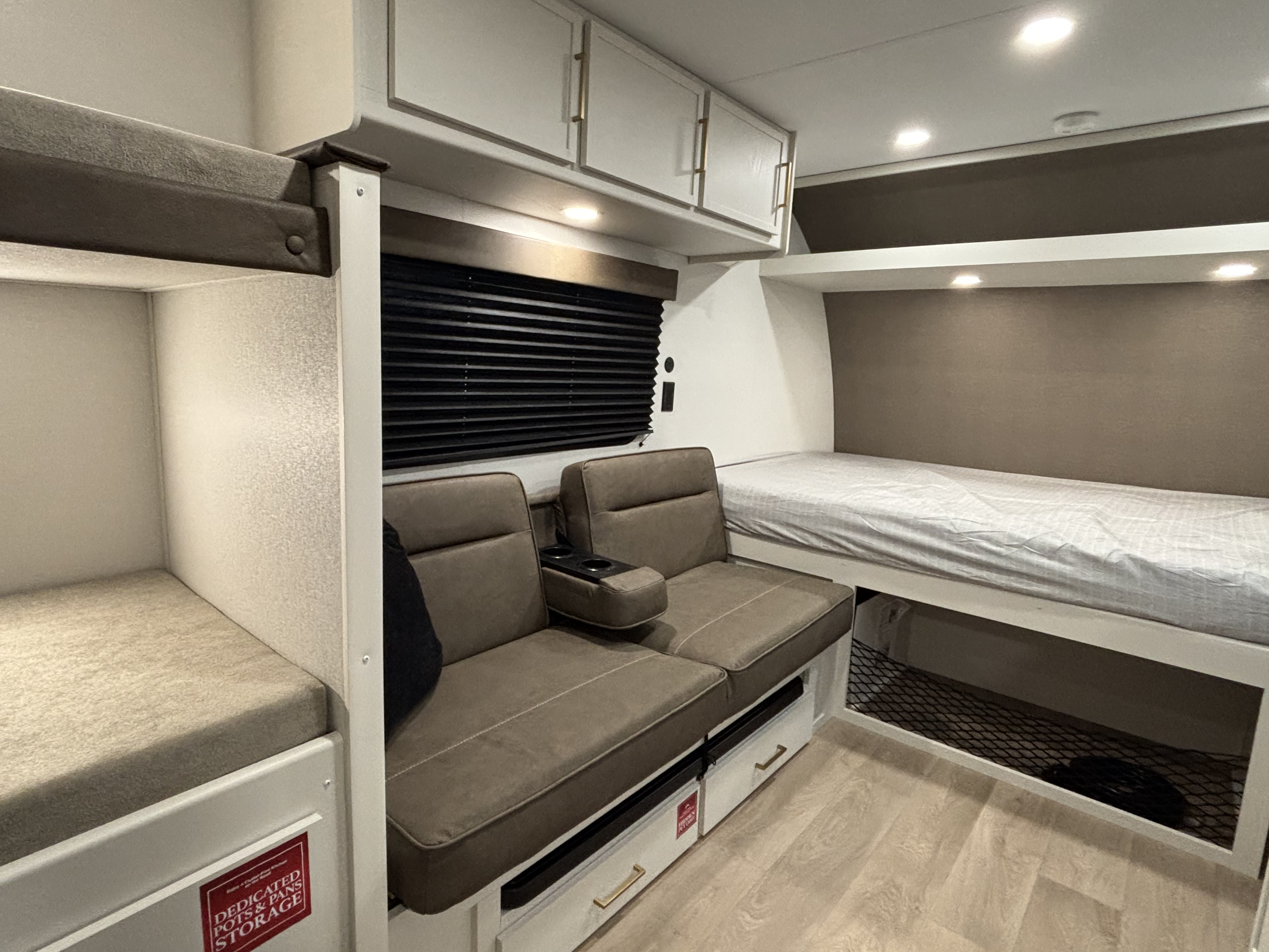 2026 Grand Design Transcend ONE 151BH - Image 13