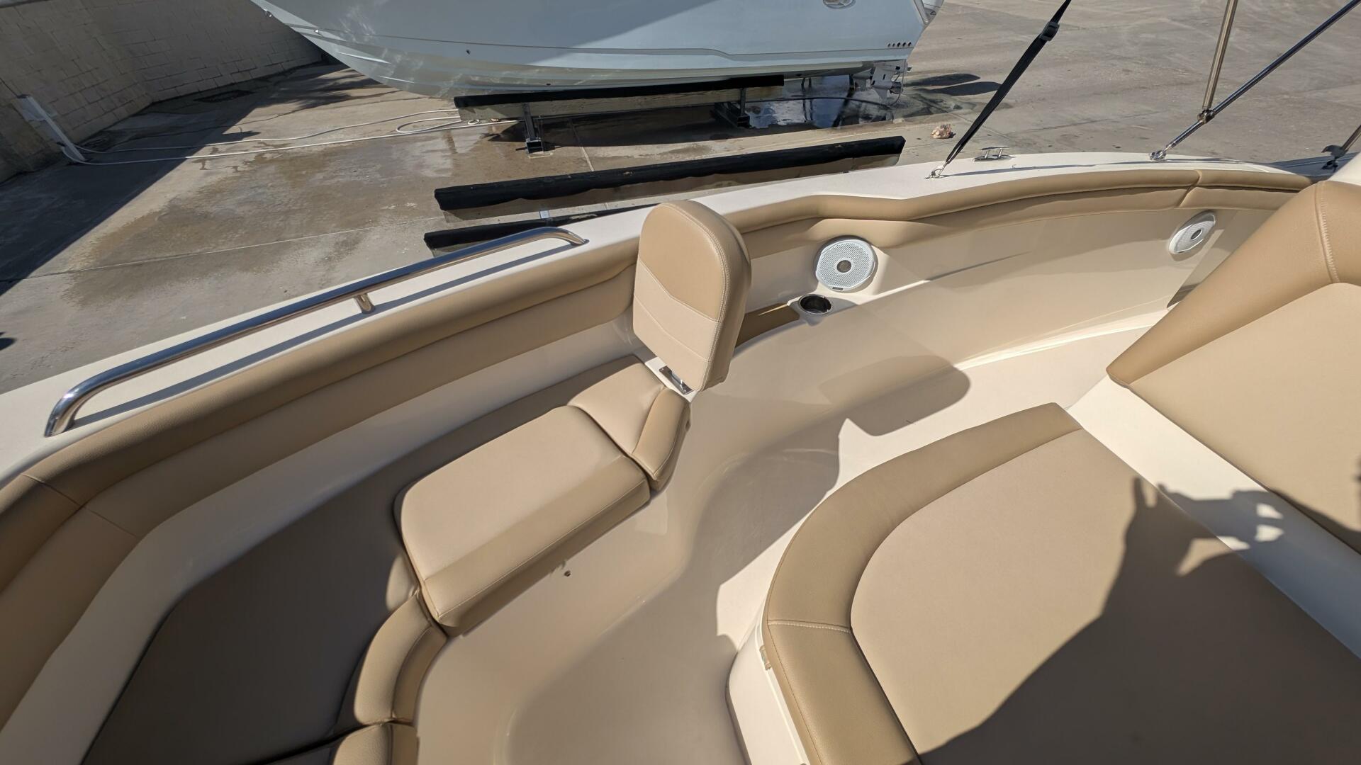 2019 Scout 215xsf Base - Image 31