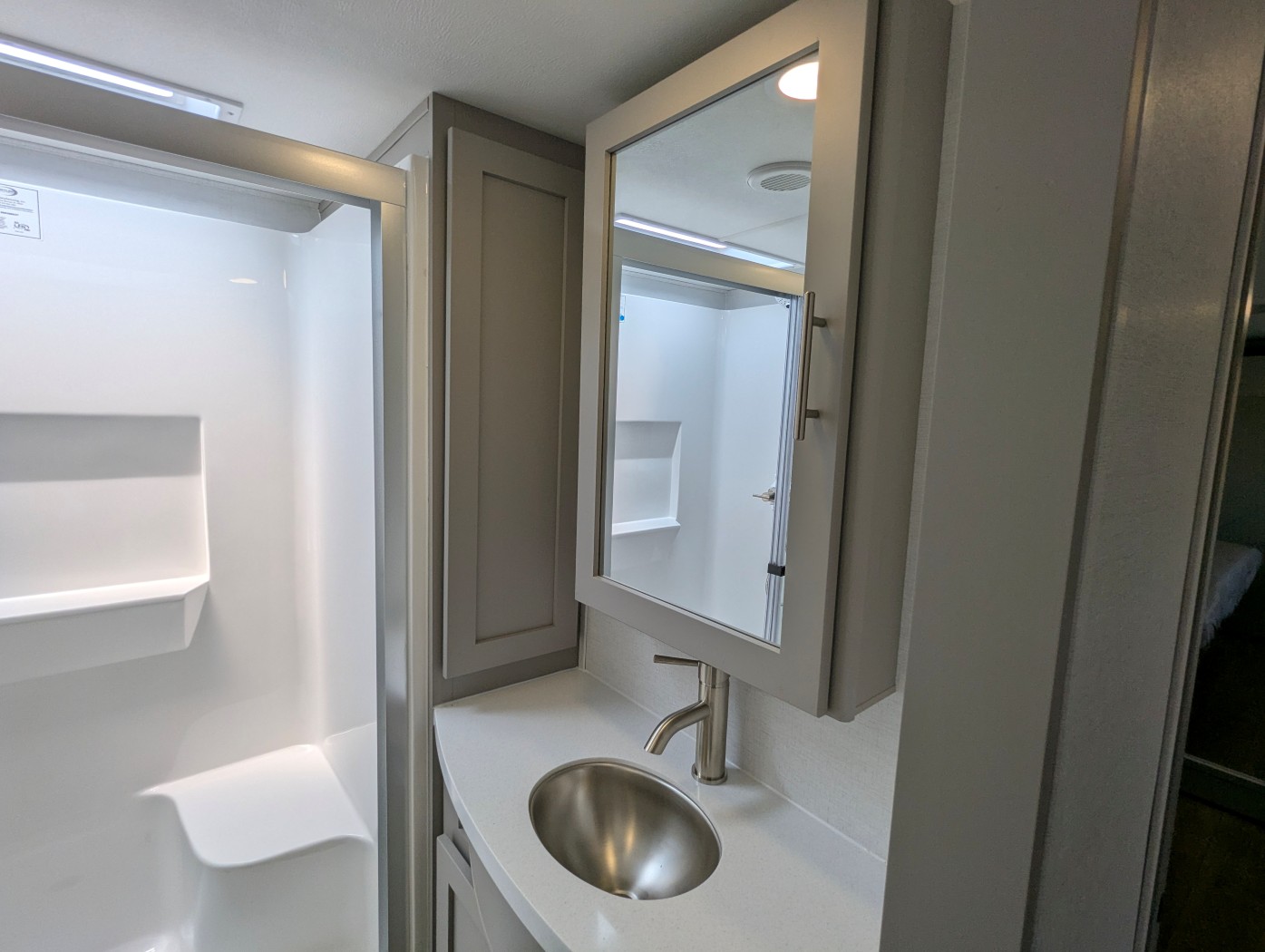 2026 Alliance RV Avenue 38DBL - Image 18