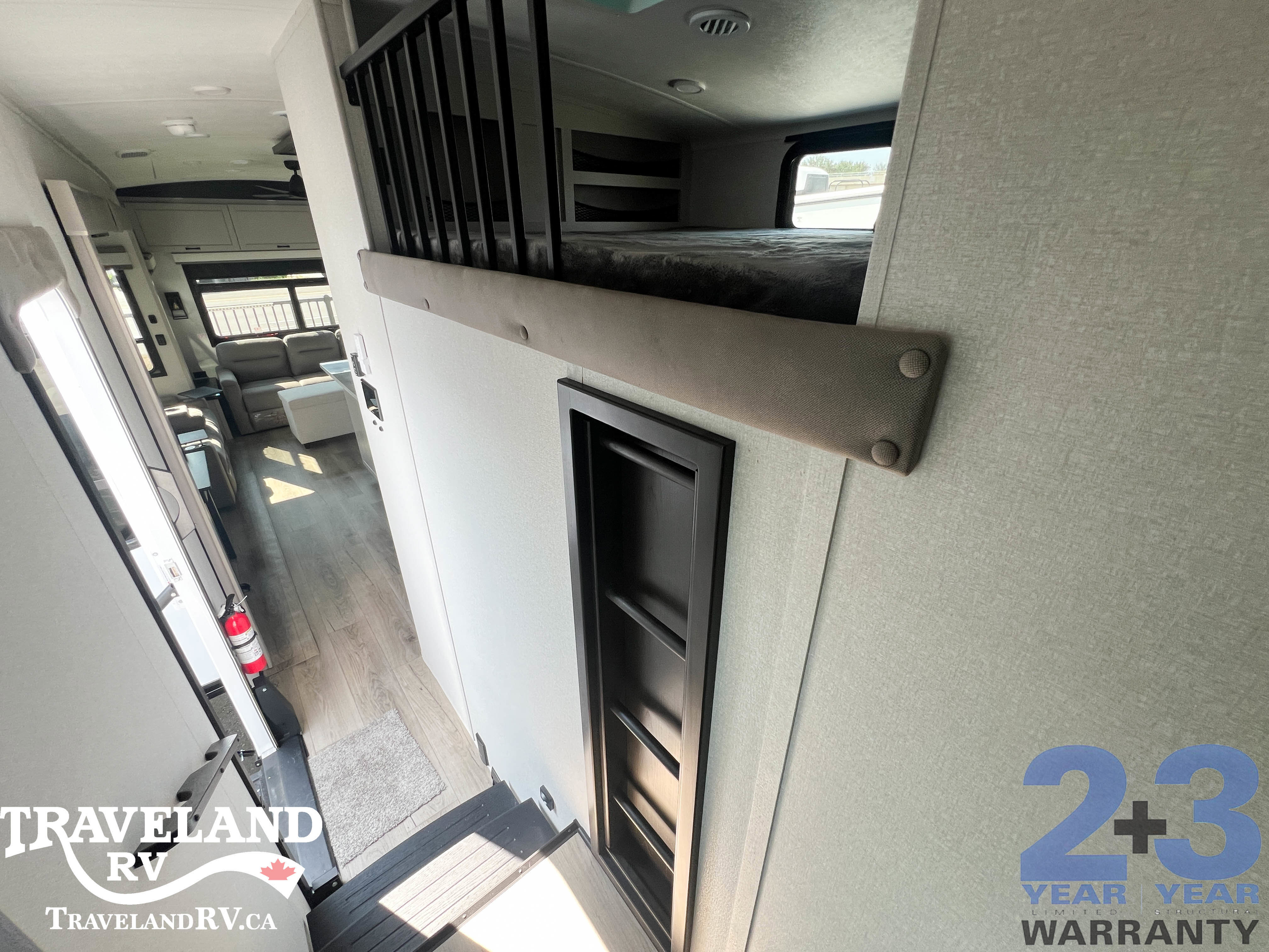 2026 Jayco North Point 377RLBH - Image 27