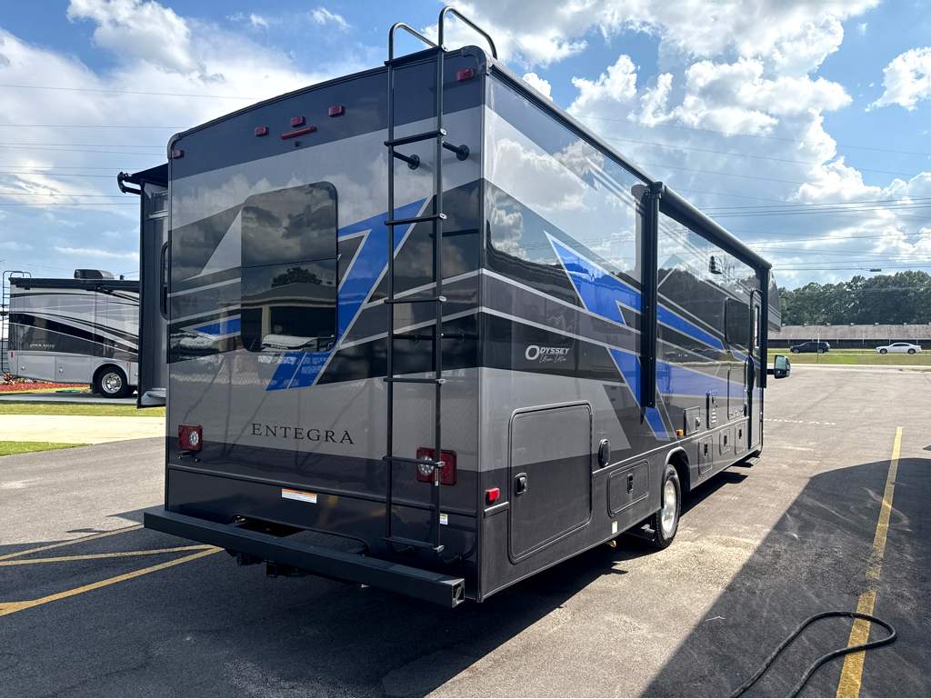 2027 ENTEGRA COACH ODYSSEY 29V - Image 4