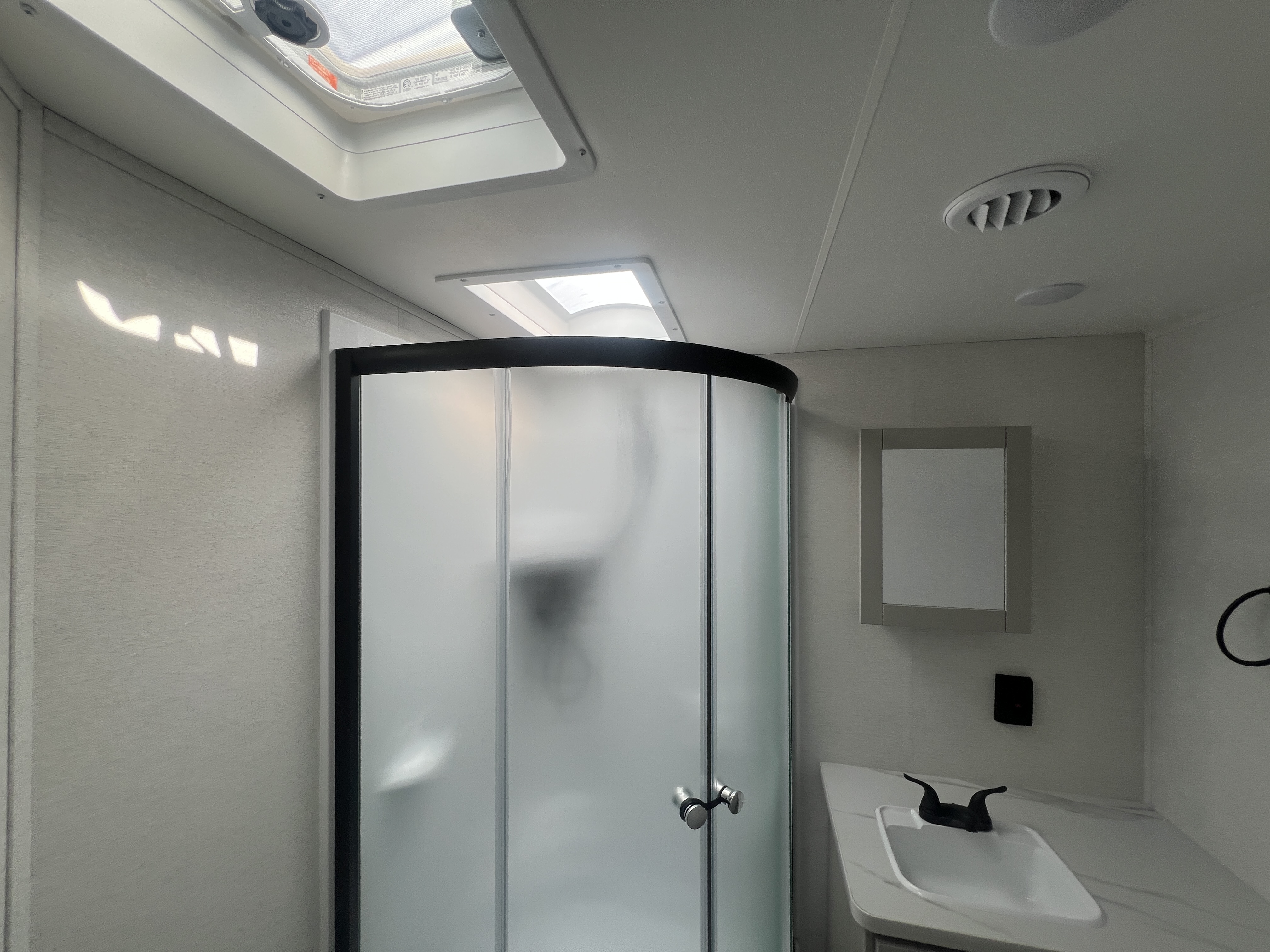 2027 Jayco Jay Flight SLX 333BTS - Image 32