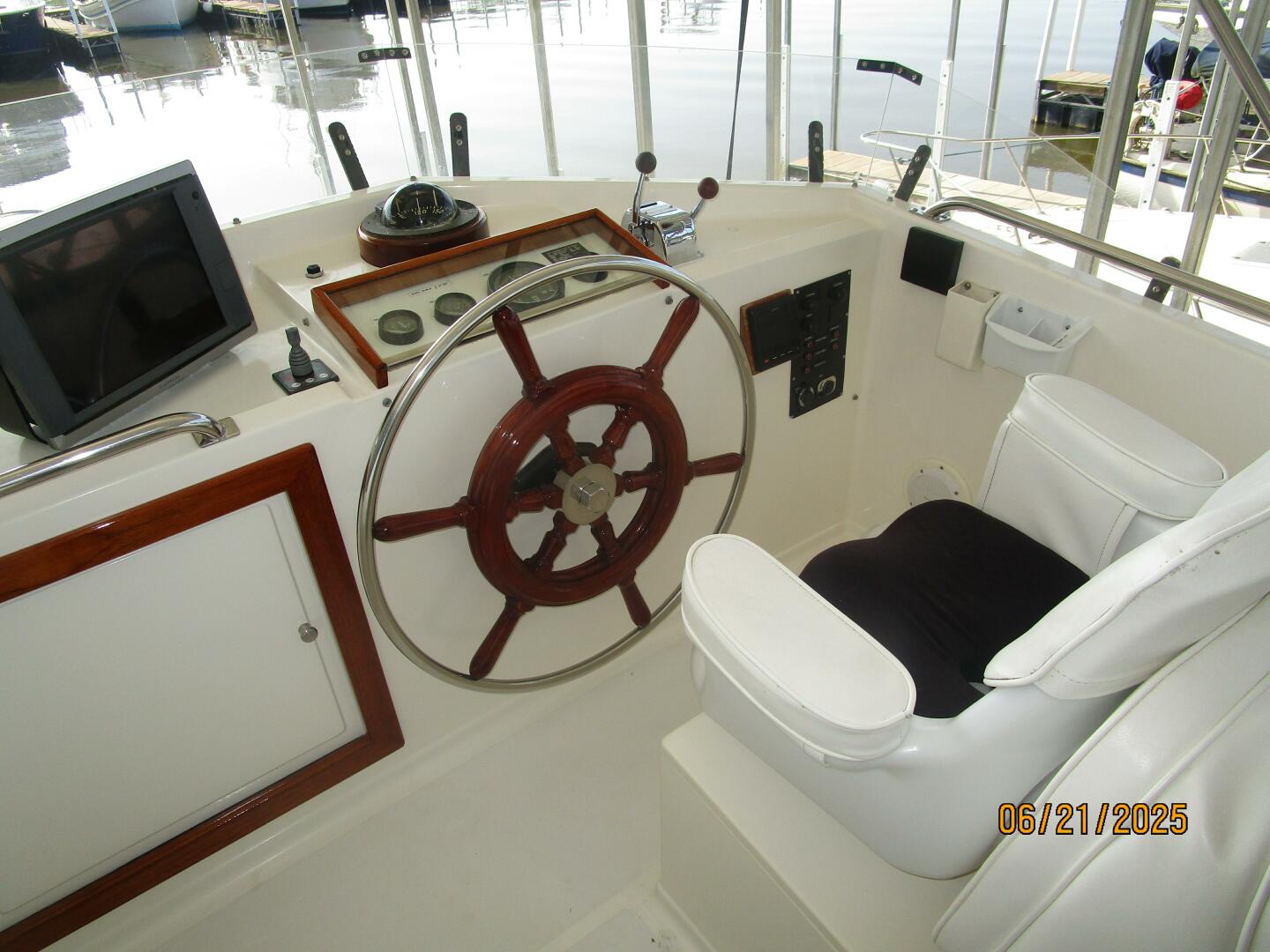 1992 Grand Banks Europa - Image 26