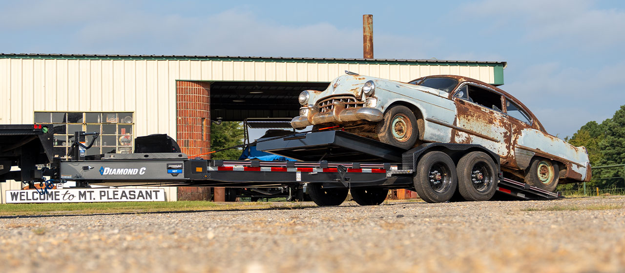 2027 Diamond C HDT - Stock Image 4