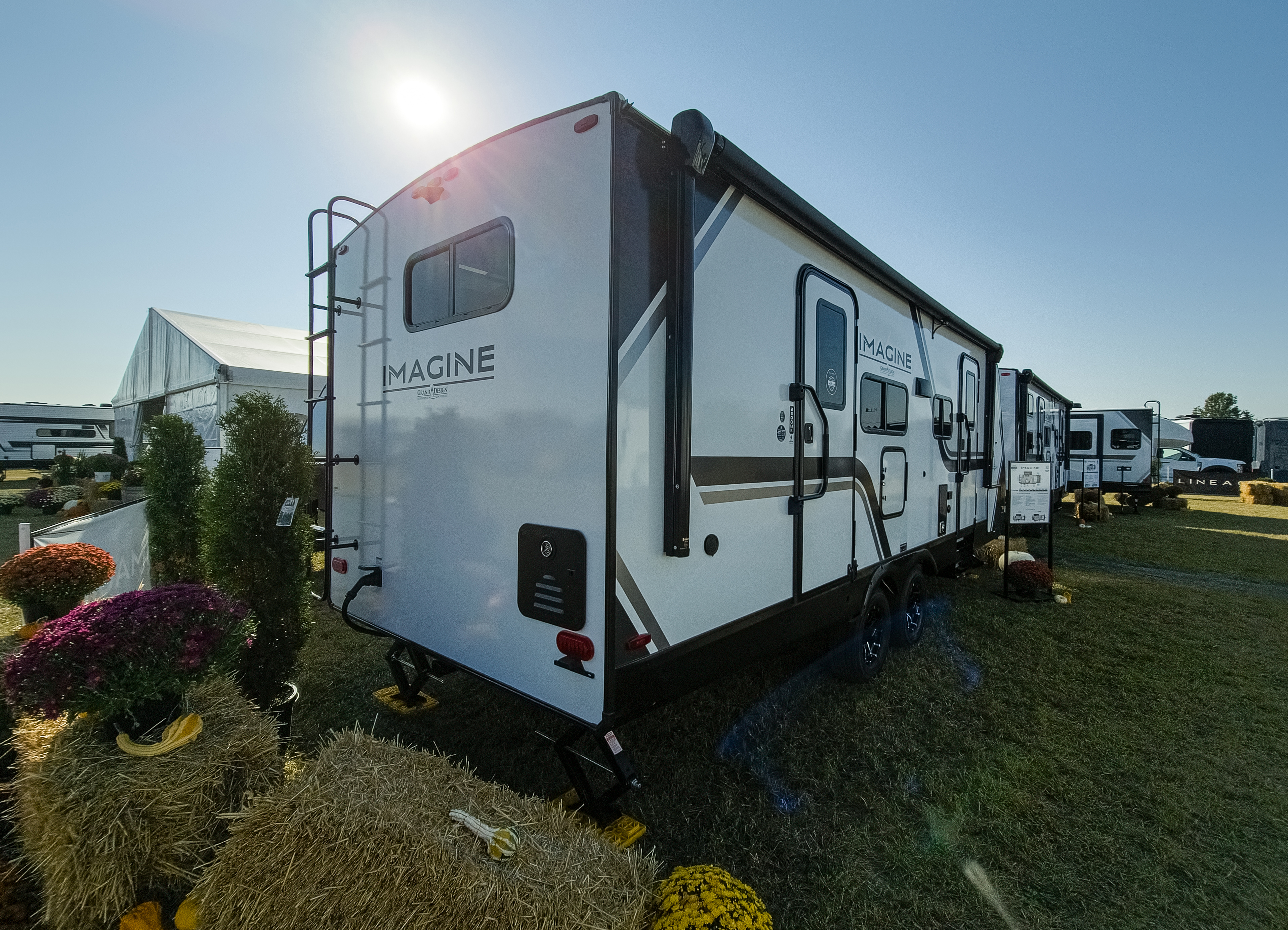 2027 GRAND DESIGN IMAGINE 2300MK - Stock Image 2